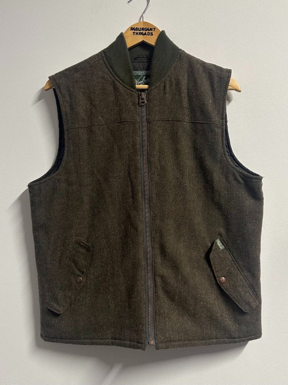 Woolrich Bear Claw Vest Olive Green Insulated Wool Nylon Lined Mens size Large